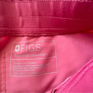 Bottom figs scrubs coral pink